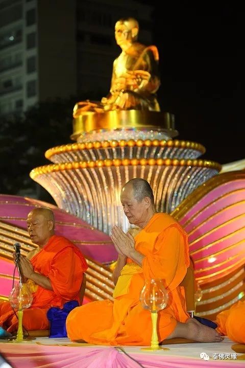 关于北传汉传佛教的开光与南传泰国佛教的加持